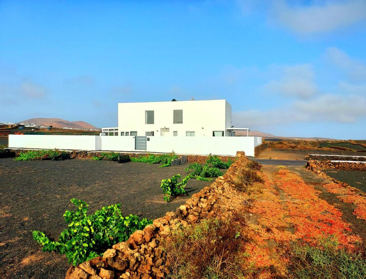 Azur Arts Lanzarote Lofts Lägenhet Tinajo Exteriör bild